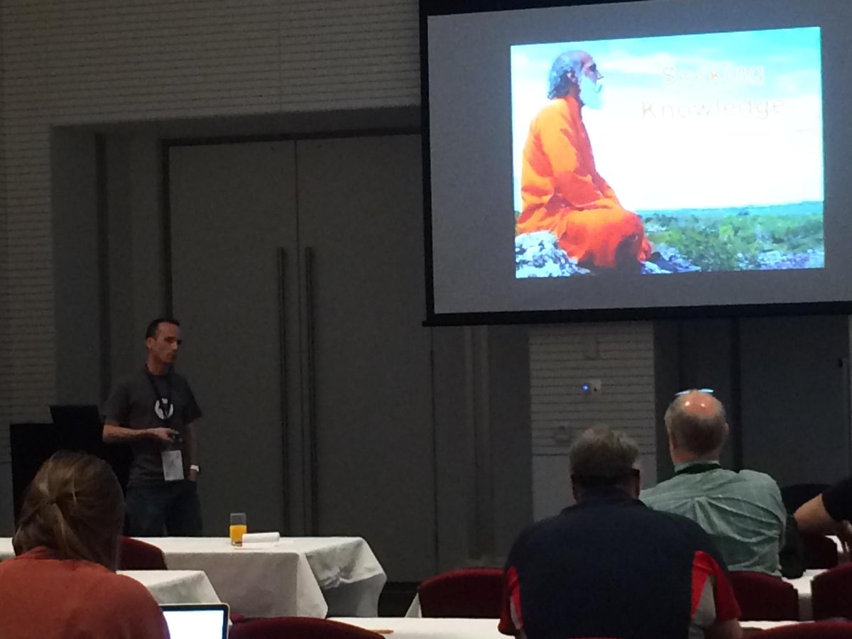 tingles005's tweet photo. @paramedickiwi talking on getting connected online. C'mon you guys, its about FOAMed, not dating! #PAIC2015 #PAICFOAM http://t.co/YI3cm4JZUy