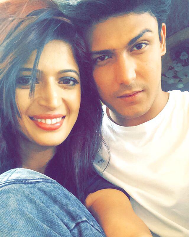 @utkarsh_45025 😘😘