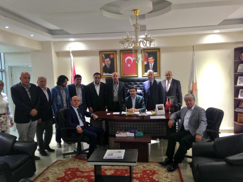 IsmailPARLIK's tweet photo. Ak Parti İnsHakSorGenBşkYrd Syn @AyhanSeferUSTUN  @AkPartiErenler İlçe Teşkilatını Ziyaret Etti.@MuhammetKiratli http://t.co/Nq8QYVC2Br