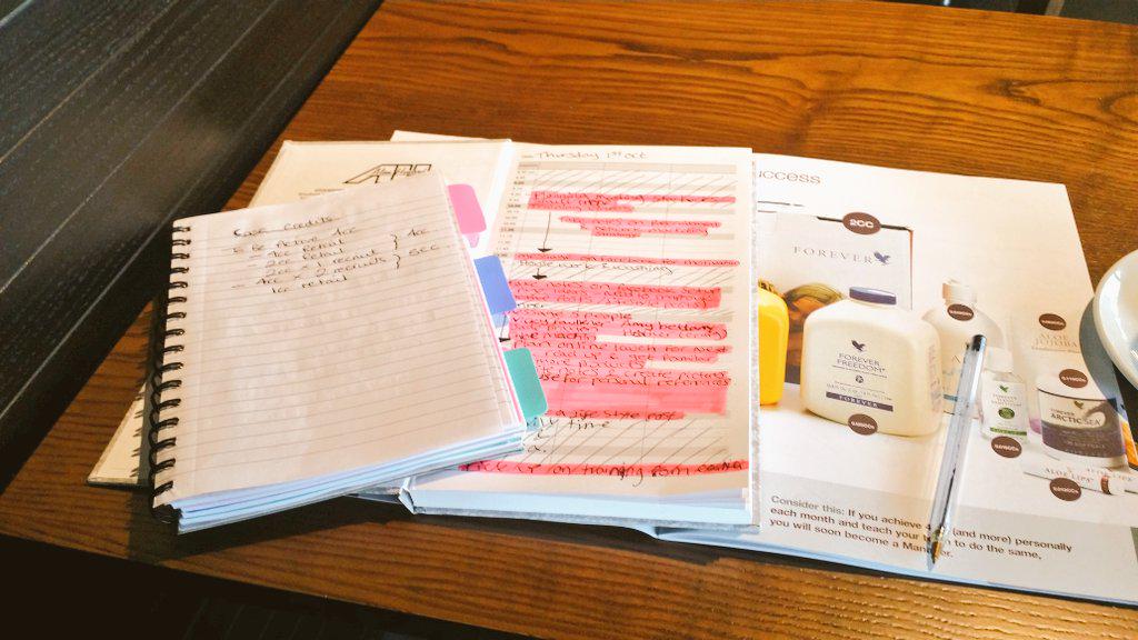 emmadancing123's tweet image. Amazing team sizzle last night 👍 #businessplanning #friends #laughs