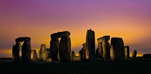 DivniyMir's tweet image. Недавно ученые установили, что Стонхендж древнее, чем думали раньше: его начали возводить около 3000 года до н.э.