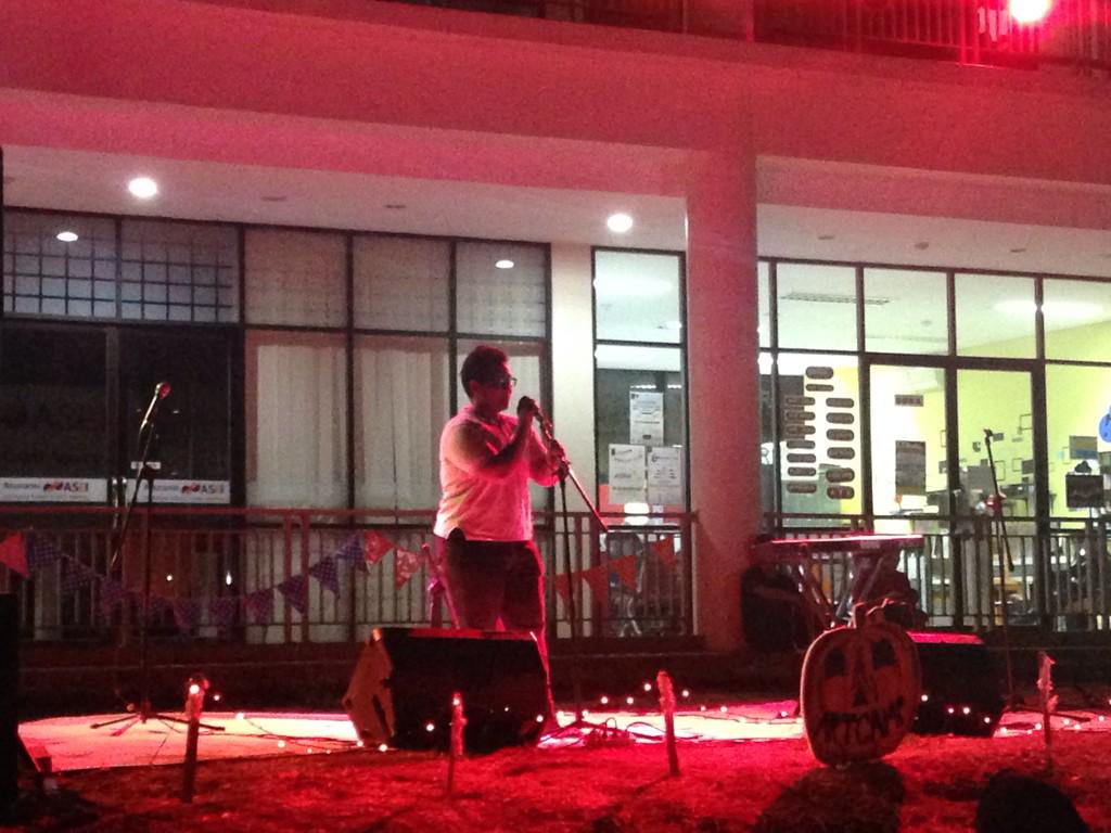 Peserta Solo Vocal ke-5 ada Fadli dari FT'14