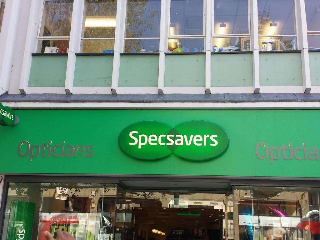 NateRugby's tweet image. Hope the refs been here today #WALvFJI #RWC2015 #EveryTimeRef