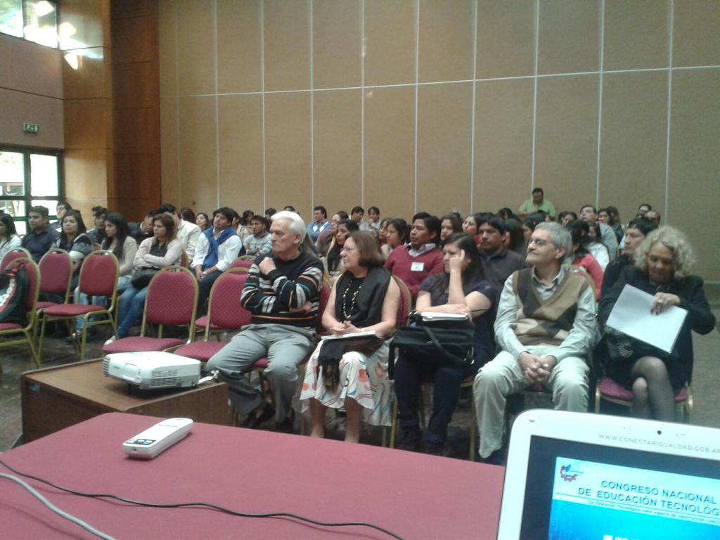 ASET_Salta's tweet photo. [Ahora] Silvina Orta Klein en el Congreso de Educación Tecnológica organizado por @ASET_Salta @rdibashur @ticsalta http://t.co/fAAK63bKkl