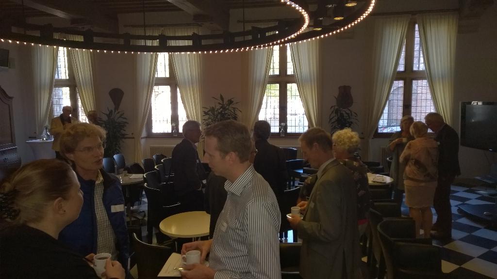 JoAnnesdeBat's tweet photo. Start twee lokale actiegroepen: organisaties en Zeeuwen die meedenken over aanvragen Europese subsidie #POP3 #Zeeland http://t.co/D3S5R0GBhn
