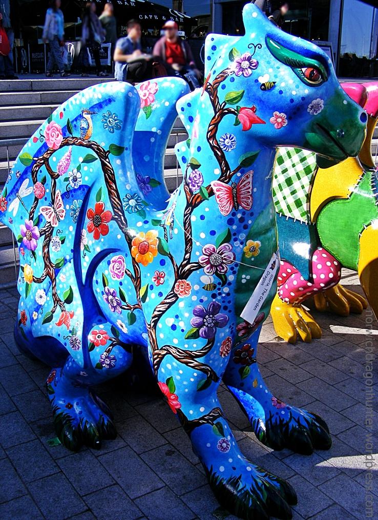 @OerTheWater Bye bye, and good luck! I hope to follow the #auction live online easyliveauction.com/auction_catalo…