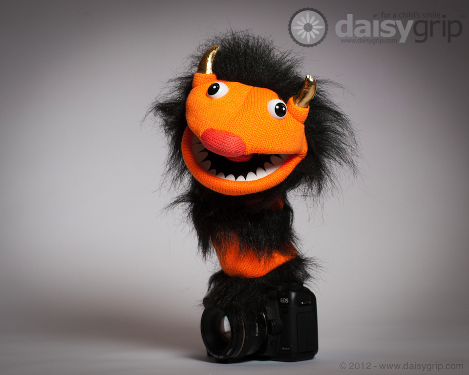 DaisyGrip's tweet photo. 'Pumpkin' is one of our favorite puppets for this time of year....more sweet than scary.  #happyOctober http://t.co/g152Mk9xJG