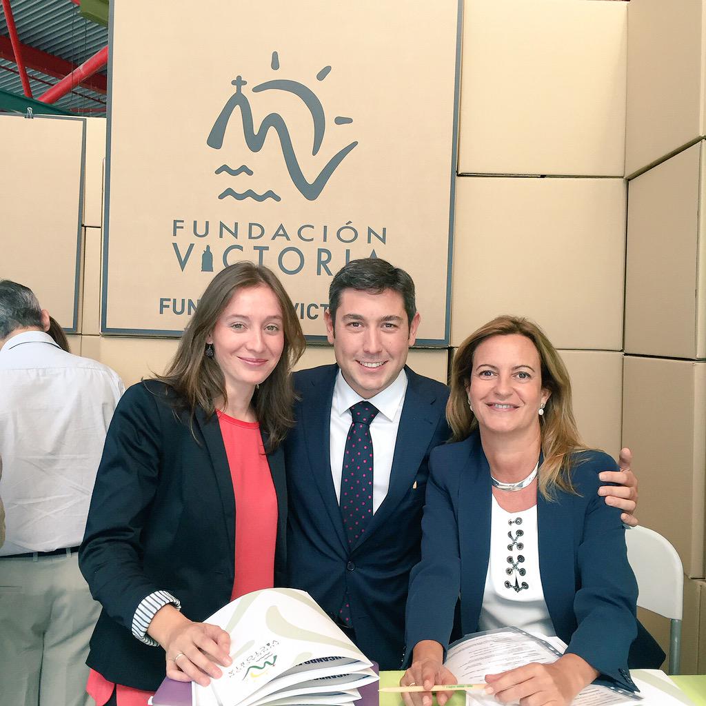 fvictoria_es's tweet photo. La Fundación presente hoy en la I Feria #MálagaEmplea @malagaimfe @Camara_Malaga http://t.co/G744gTnMqa