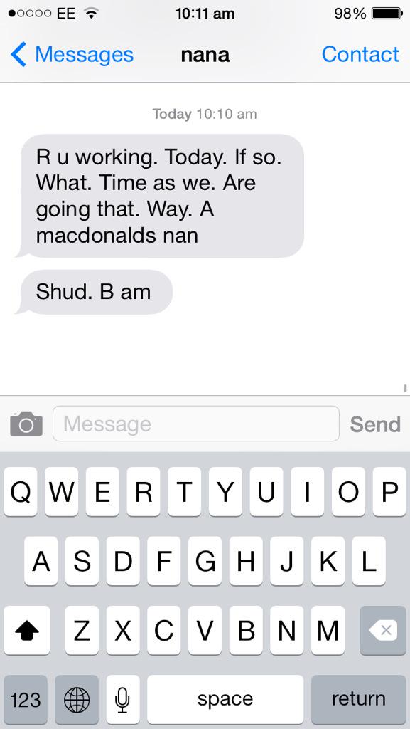 HarryFreeee's tweet image. What she smoking