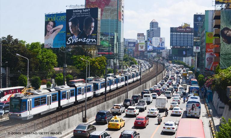 newswatchplusph's tweet photo. Metro Manila has 'worst traffic on Earth,' longest commute – Waze global survey http://t.co/qZjeEoKZIv http://t.co/Ngltt9cVu0