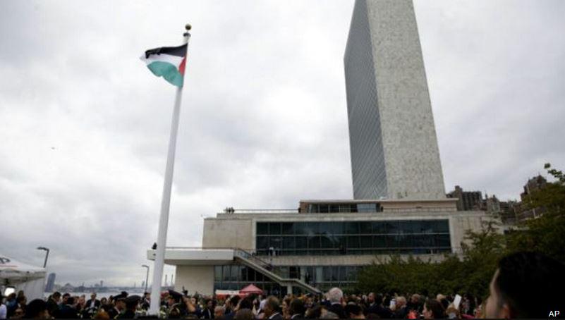 Bersejarah, upacara pengibaran bendera #Palestina di PBB bbc.in/1hddSDj