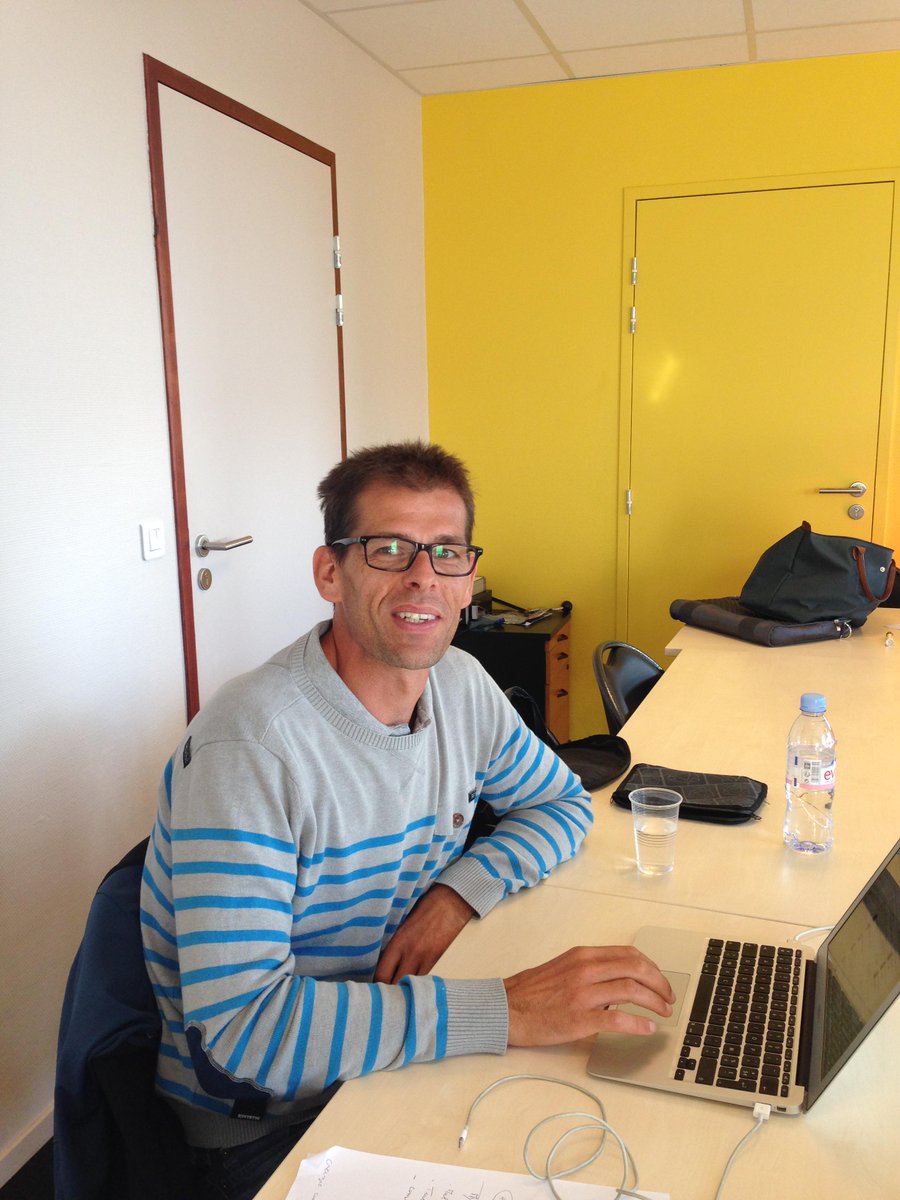 gaetansene's tweet photo. J'arrive sur la vague de Twitter @starboardsup @Mysticboarding #starboardsup
#mysticboarding #incontrol http://t.co/kvagjZ868x