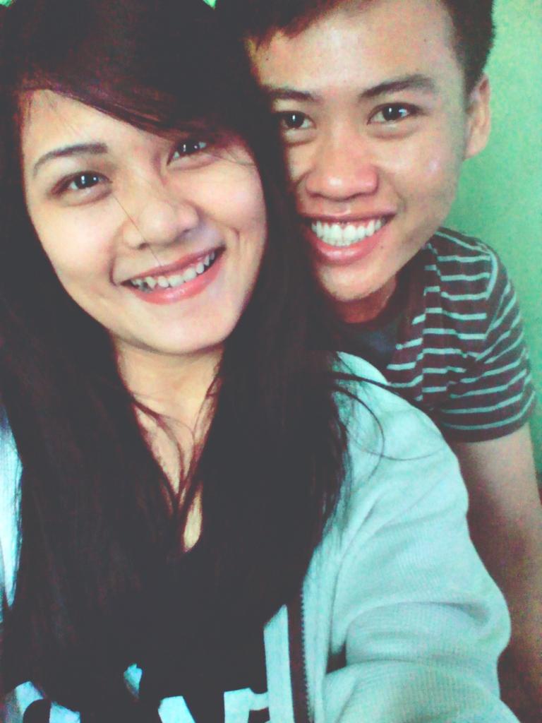 VRenaningtyas's tweet photo. Kamu memang bangke 😚😍 http://t.co/6FRIP413xj