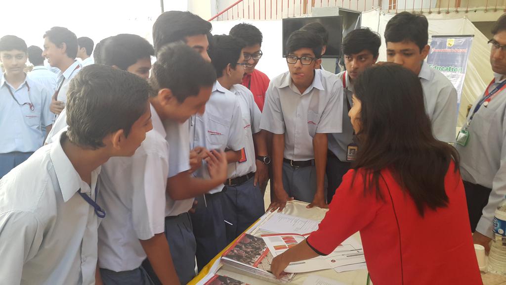 ACCA_PK's tweet photo. We visited Generation School South today and loved the exciting young crowd! #ACCA #careerFair #Outreach2015 http://t.co/zxEdVSbtii