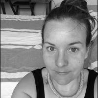 Talangbanken's tweet photo. Emelie är en grym Grafisk formgivare / originalare på jakt efter #nyttjobb
Spana in henne här http://t.co/r84w9wfLQh http://t.co/qaDSYDf9tg