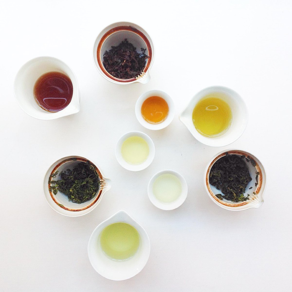 PostcardTeas's tweet photo. We're holding free tastings of the new Korean teas every day this week at the shop any time from 5-6.30pm. http://t.co/S44z0YX1lj
