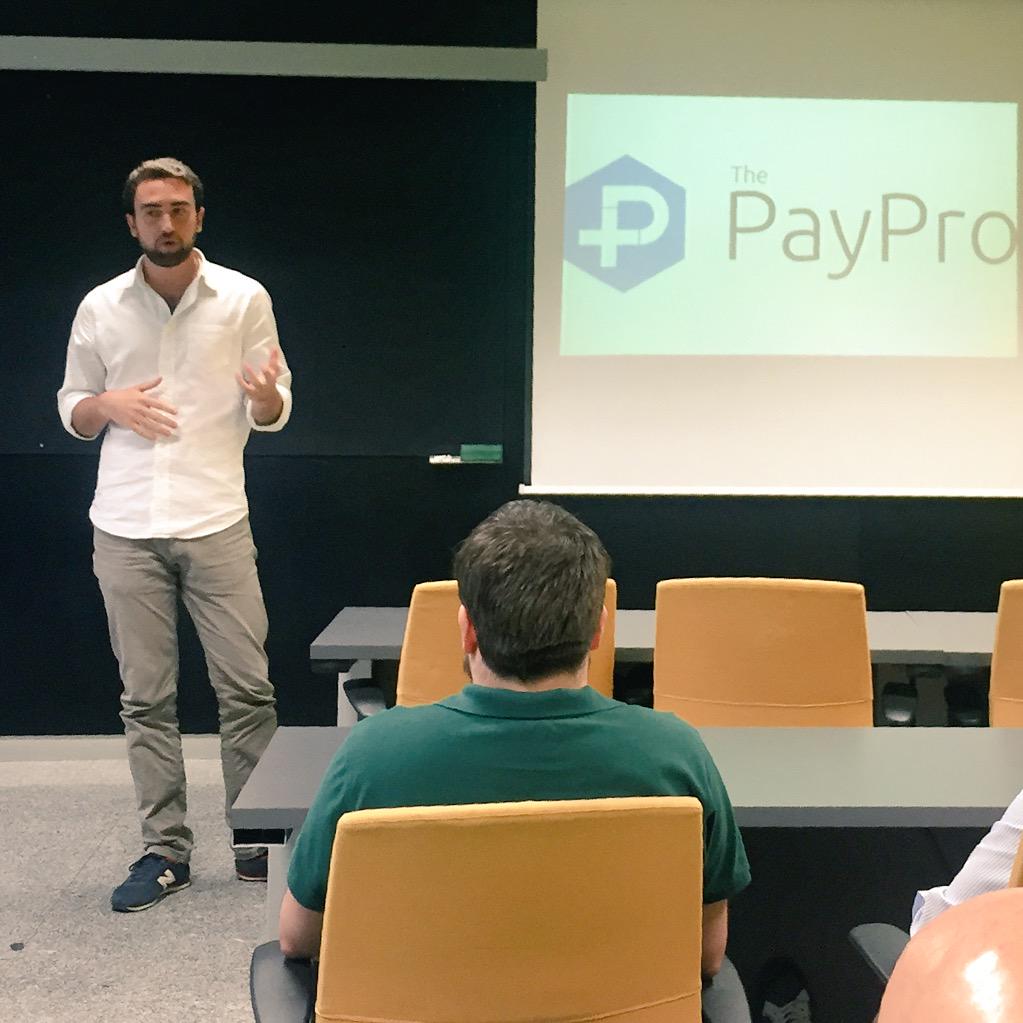 borja_pineiro's tweet photo. kiasu y @ThePayPro se unen a la comunidad @LaSalleTechnova #TechnovaNetworking http://t.co/8OewHIz3HU