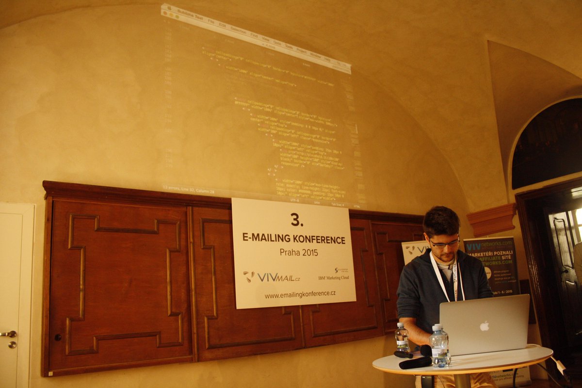targito_com's tweet photo. Obědová pauza končí a už se připravuje emailing specialista ze společnosti @Feedocz - Peter Orosz #emailingkonference http://t.co/xotlQbH5NL