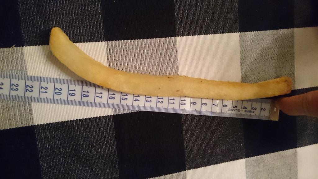 fezspencer's tweet image. So we had a behemoth on one of the kid's plates tonight #chipzilla #wut #thatismadness