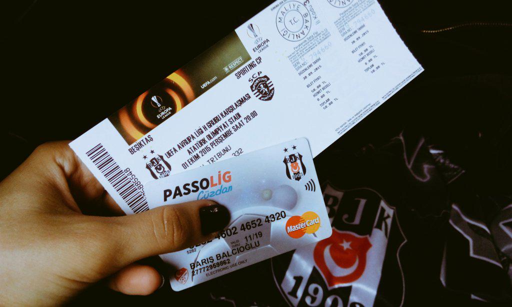 raziyezeynep's tweet photo. Yürüyoruz adım adım... #BesiktasınMacıVar @BarisBalcioglu http://t.co/x269JpBTzA
