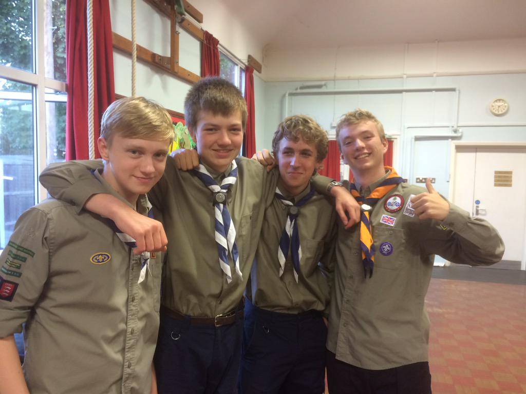6thCCScoutGroup's tweet photo. Awesome young leader team http://t.co/hVxUj9IqRh