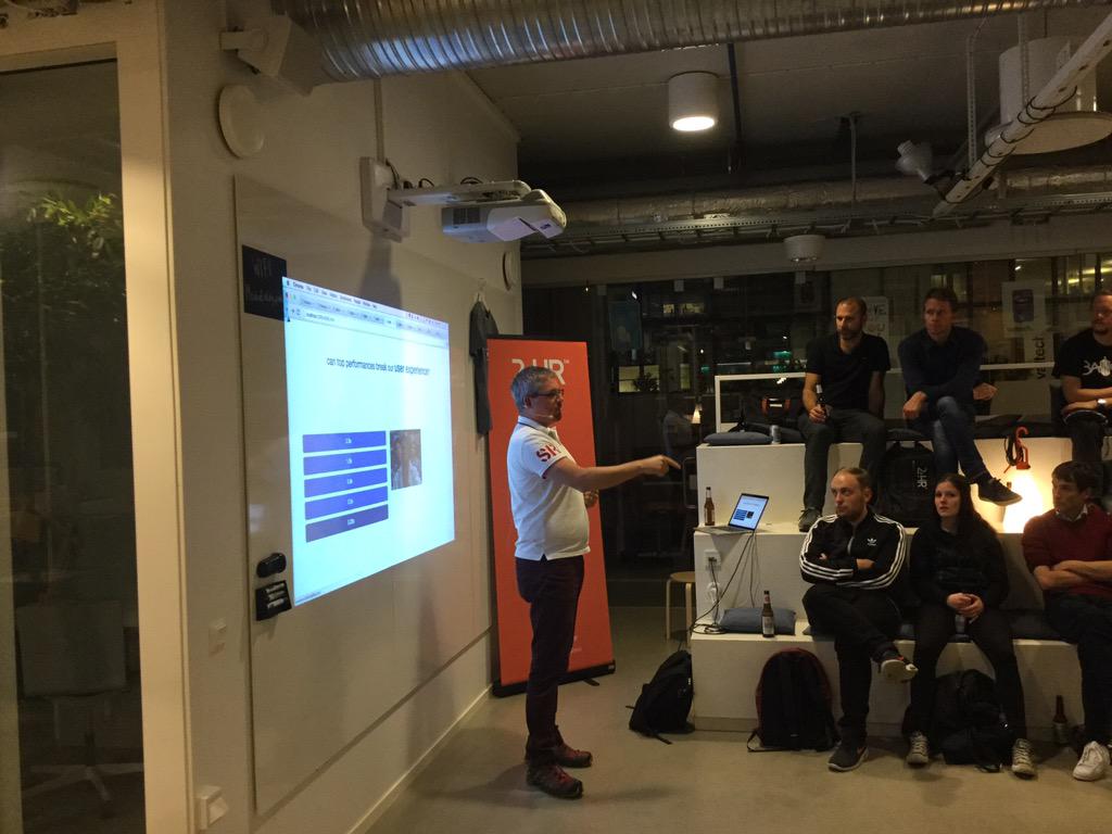 anddoutoi's tweet photo. Great talk on perceived performance by @thepeg at @_FooCafe_ #UX #frontbox http://t.co/ZrXh48VVss