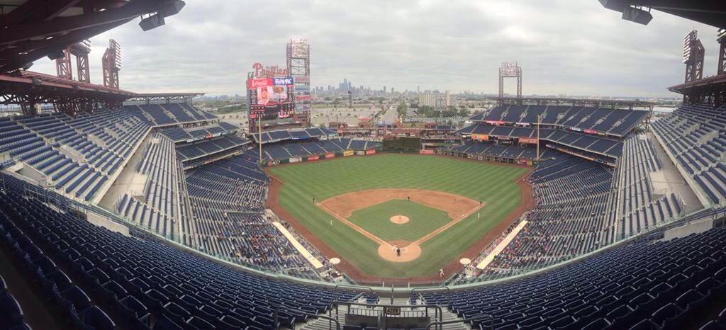 PhillyFanLife's tweet photo. Phillies Phever... Catch it! #RedDoctober http://t.co/21C64LqXr6