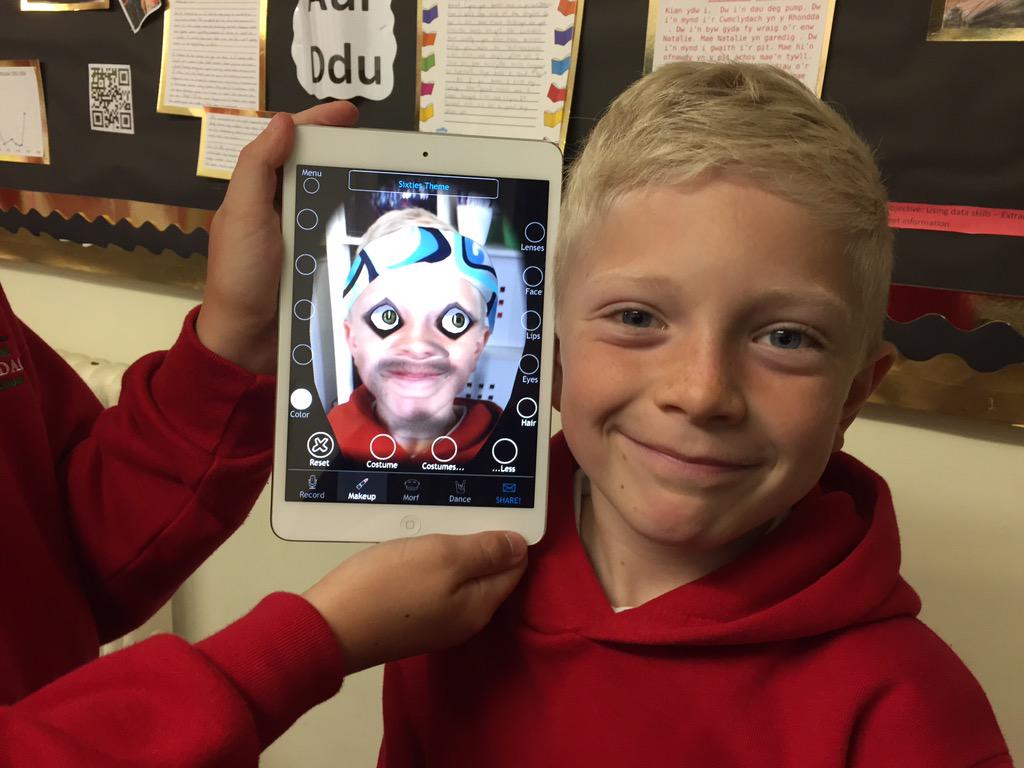 DosbarthArian's tweet photo. Using #morfobooth during hands on #BigWriting to create the perfect pirate to join Jiminez' crew! π @ATaleUnfolds http://t.co/EyF4AcxbGV