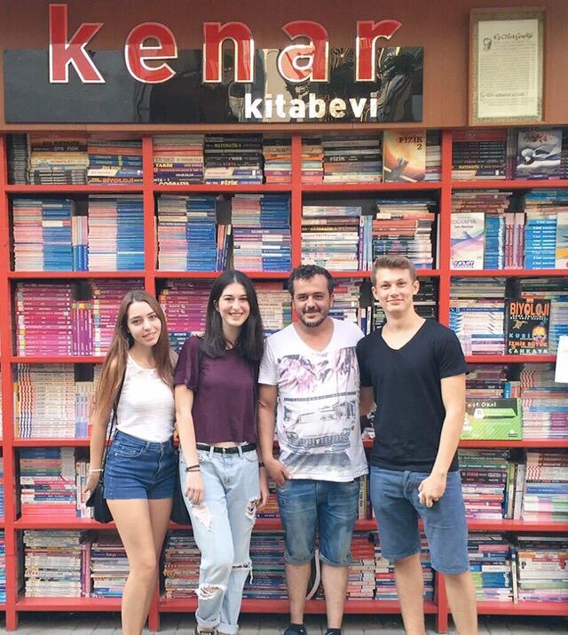 BalSiyah1516's tweet photo. Kıbrıs Şehitleri'nin güzide kitapçısı Kenar Kitabevi ile her türlü kitap alışverişinde %25 indirim sağladık! http://t.co/AdI9g7dj5p