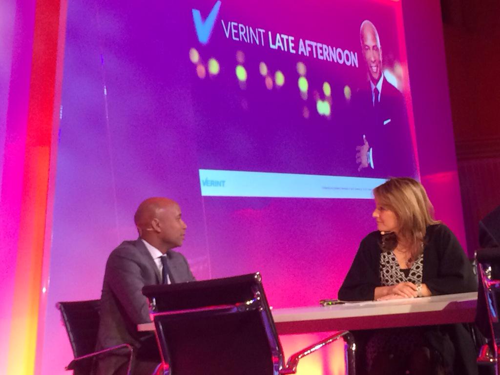 Nog even oefenen en een final sound check met Humberto Tan ... Bijna tijd voor de presentatie #verint15