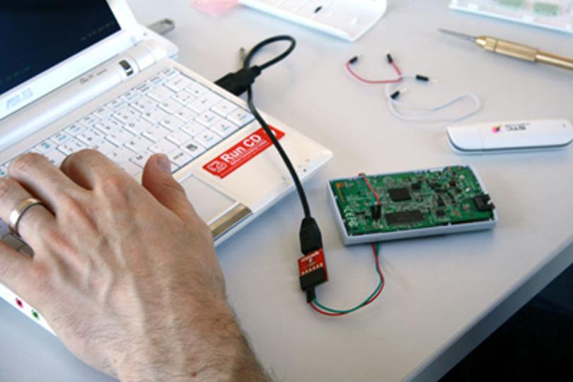 SoGermanCanada's tweet image. Anonymous file-sharing with a selfmade @PirateBox_Dev! DIY-workshop with @MatthiasStrubel bit.ly/1PyLkzI