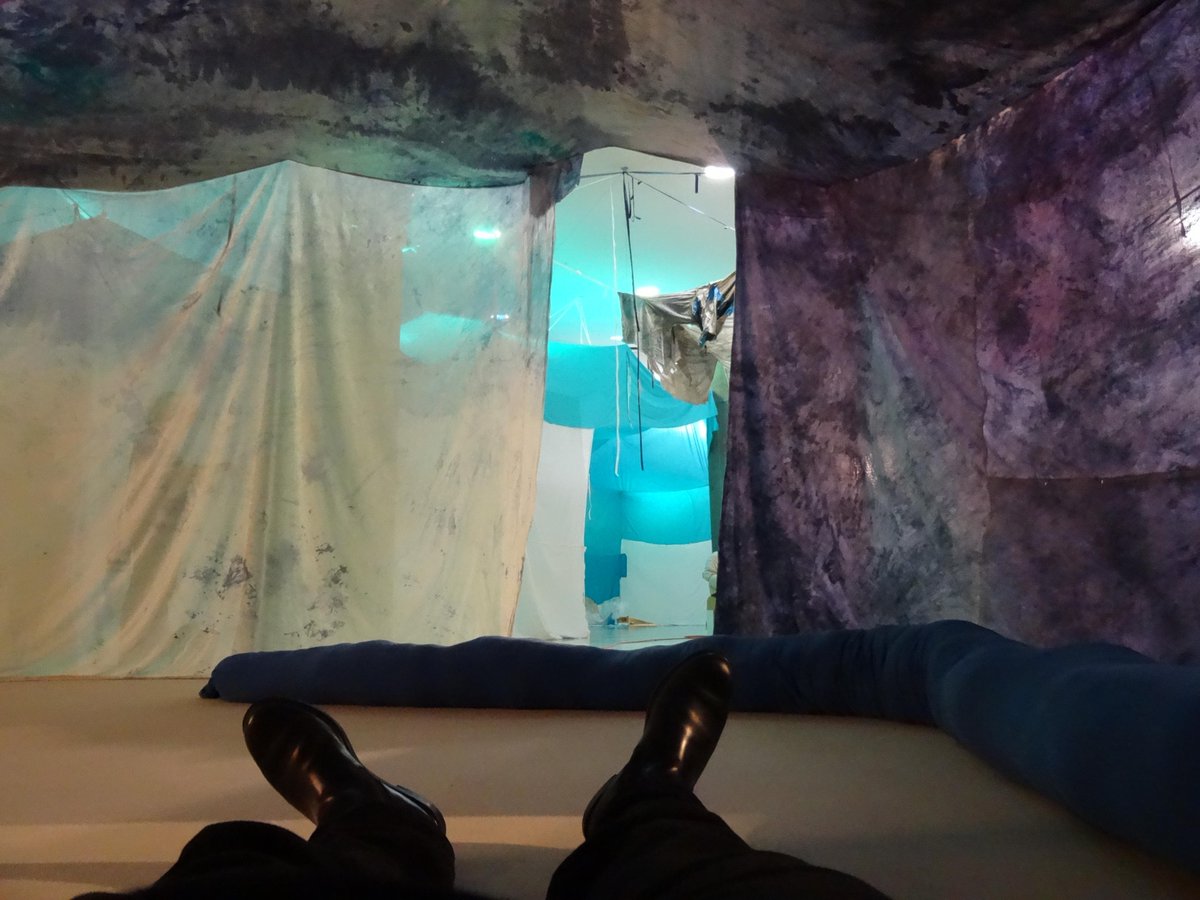 tipberlin_art's tweet photo. Gestern @HKW_Berlin zitty_Selbsttest in begehbarer Installation von #RetoPulfer (im VG: erschöpfte zitty-Stiefel) http://t.co/7WN2G7s3tn
