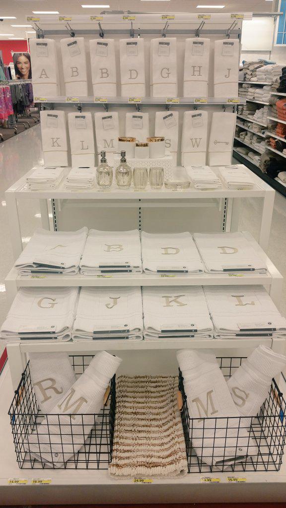 Donna and her mad skills killing it on our new C&amp;D tables!  #2429 <a href="/Donnasplace82/">Donna Alexander</a> <a href="/DerinBriggs/">Derin</a> <a href="/ConnieDroge/">Connie Droge</a>