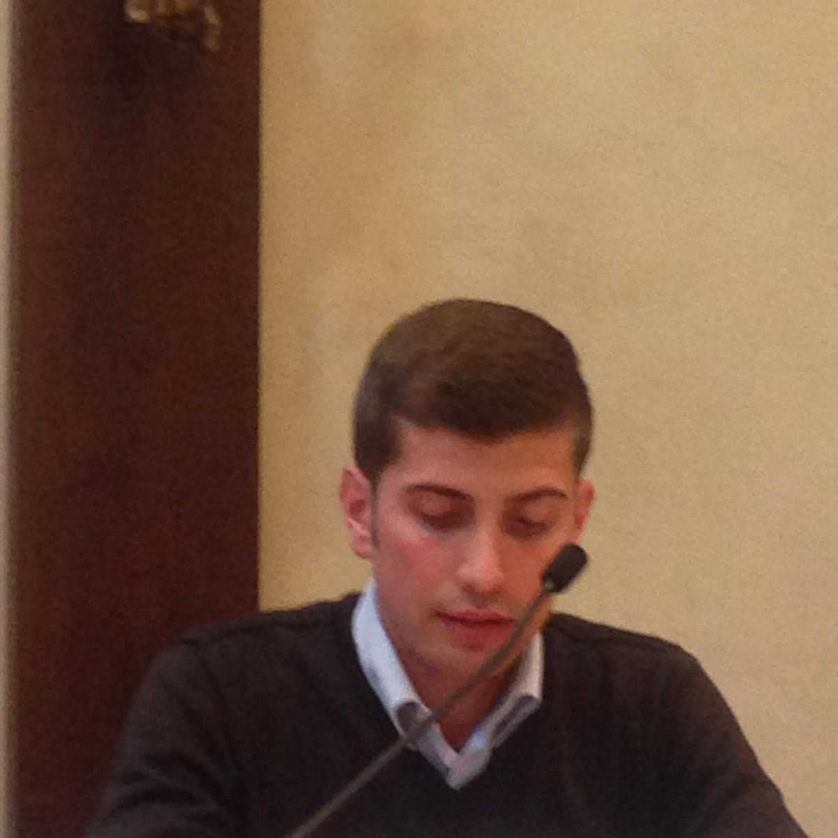 GiaccardiChiara's tweet photo. Carlo de Gasperi, giovane imprenditore agricolo, racconta passione e fatiche a #firenze2015lab http://t.co/FQNWLmtOIi
