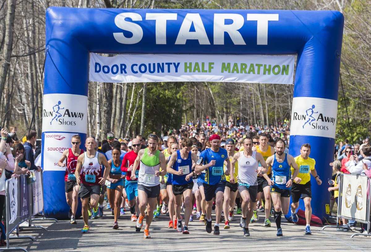 DCHalfMarathon's tweet photo. Registration for the 2016 Door County Half Marathon is now open! Register here>> http://t.co/nWsdtBTwHn http://t.co/5AfyCQMbfB
