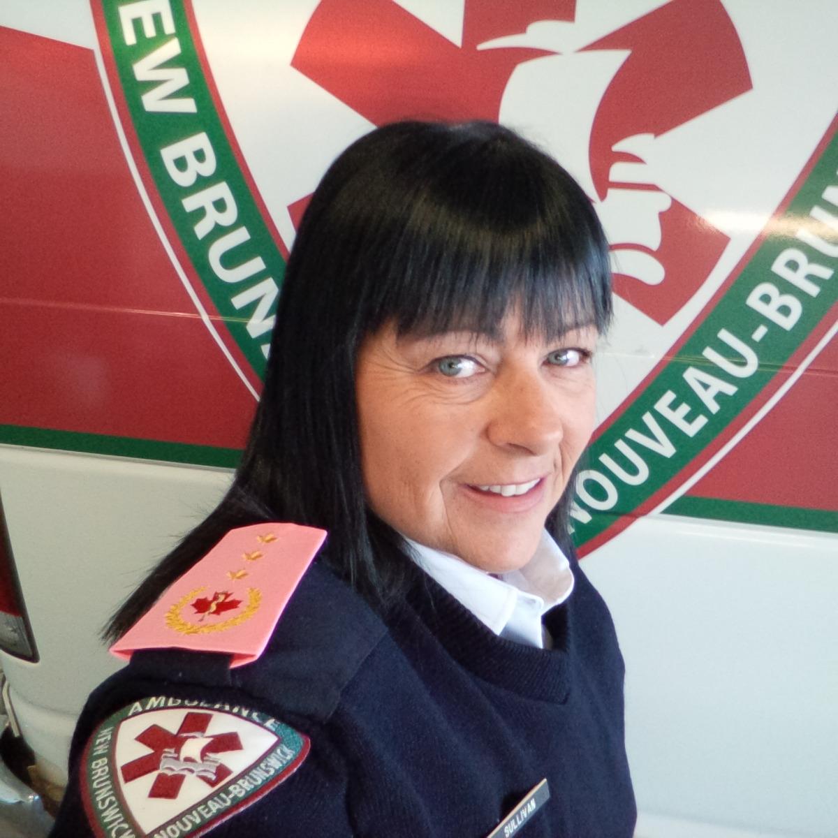 Sullyjules's tweet photo. Supporting Breast Cancer awareness month!! @AmbulanceNB @CBCFAtlRegion http://t.co/3pw7kiiYtU