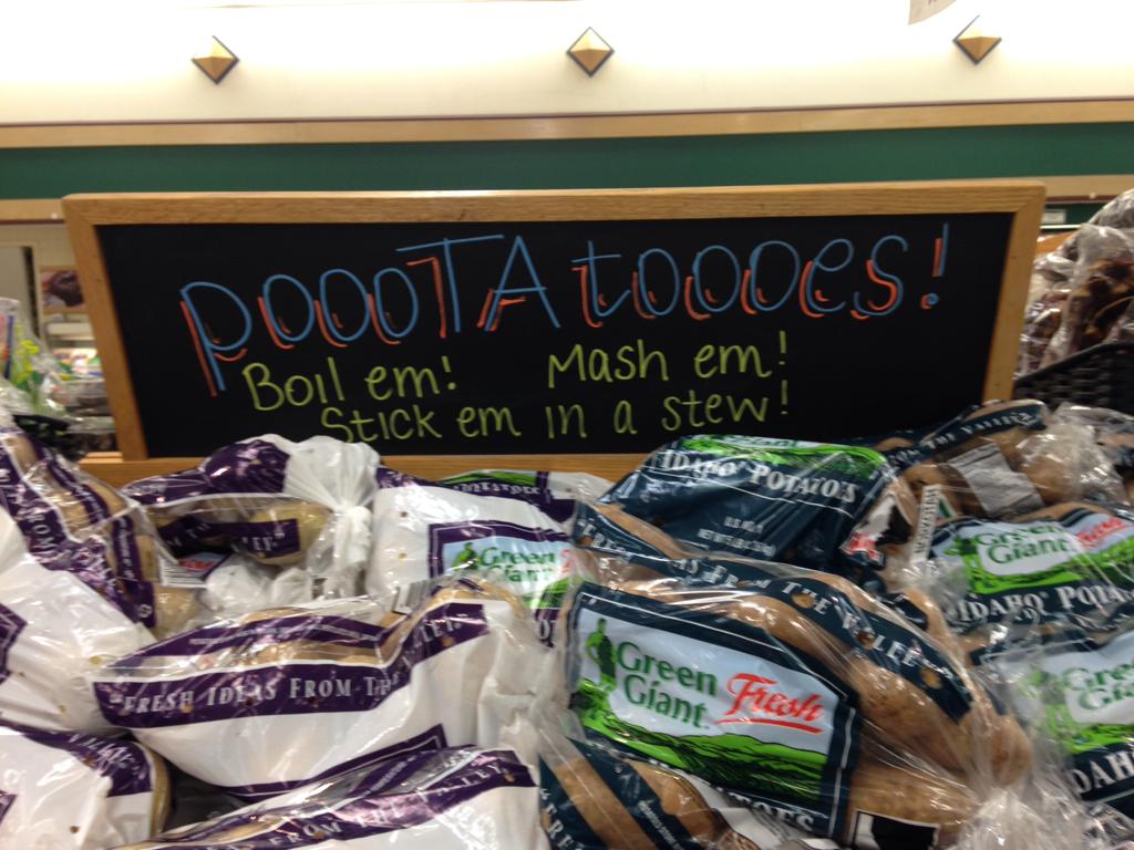 TopKekStaff's tweet photo. Someone at the grocery store is a #LOTR  fan http://t.co/I3xqftq0ha