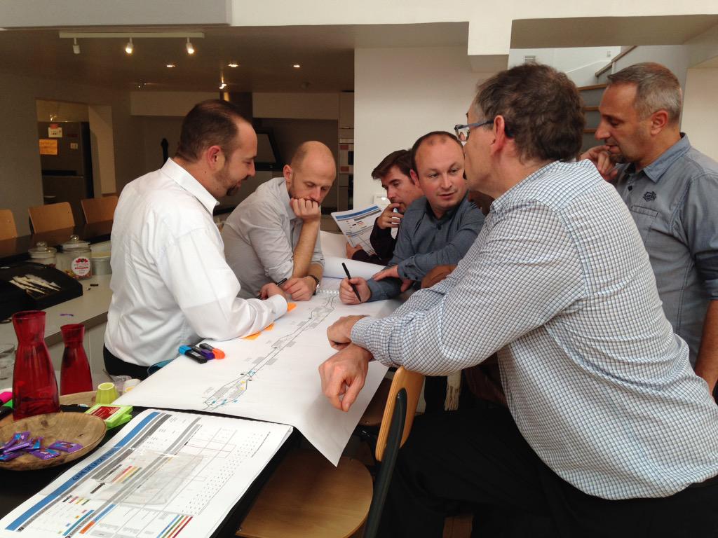 damiendlcv's tweet photo. GT simplif de #sncfreseau.Suppression possible de 25% des aiguillages des lignes devenues inutiles. ⬇️coûts ⬆️ régul http://t.co/hEZqfkG5Zc