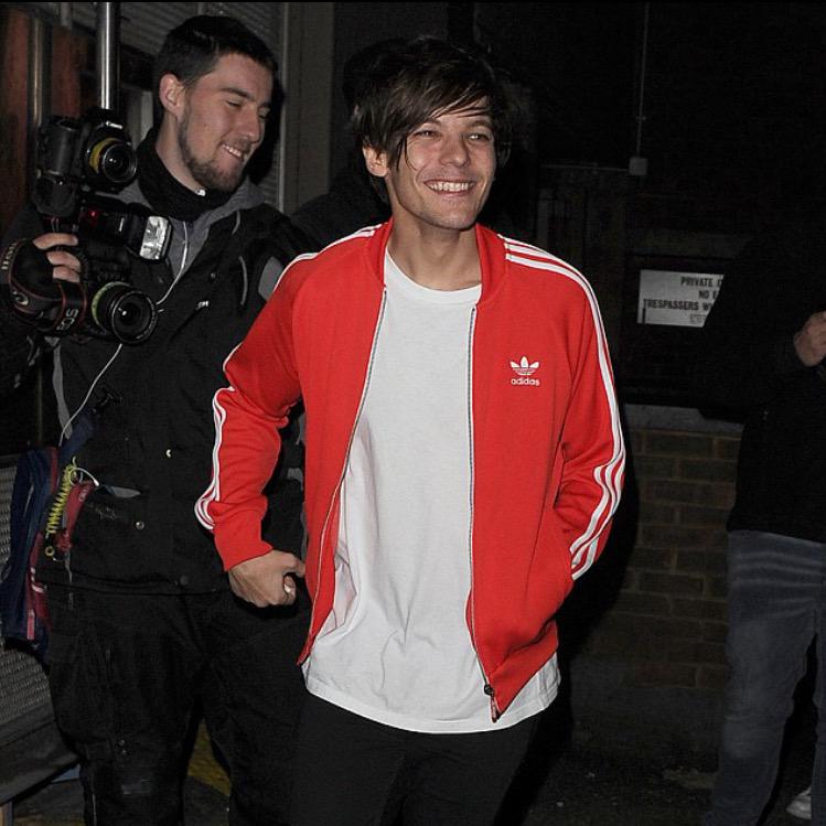 А кто-то вчера тусил в Лондоне до 3-х утра! #OneDirection  свежие фотки