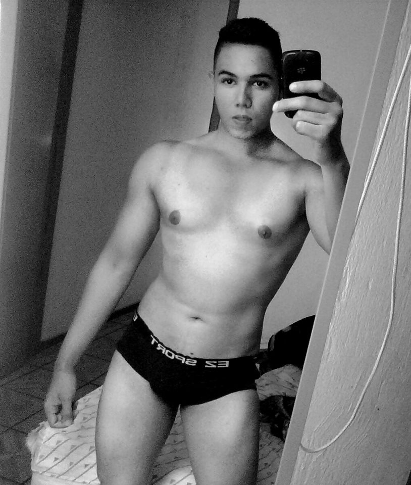 ariel_boyhot's tweet photo. #buenos_dias 
chicos aqui les dejo un tako de ojo 
quien gusta http://t.co/rhOoyGCSys