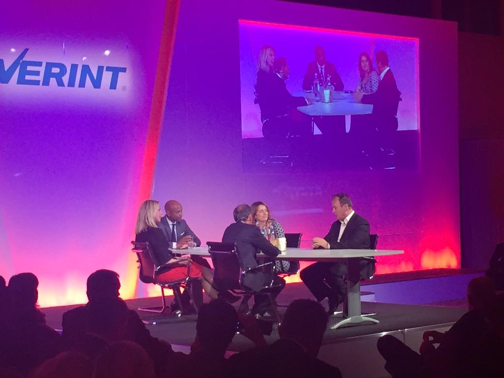 #verint15 Afternoon met <a href="/HumbertoTan/">Humberto Tan</a> met tafelgasten @NienkeBloem <a href="/MarijeGould/">Marije Gould</a> &amp; <a href="/JanStruijs/">jan struijs</a> over Customer Engagement