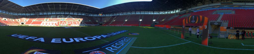 Vorfreude! Der Blick in das weite Europa League Stadion #FCAFKP #UEL