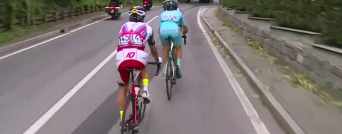 LePuncheur_'s tweet photo. Con mucha agilidad Dani Moreno. #MilanoTorino http://t.co/SstdiESutI