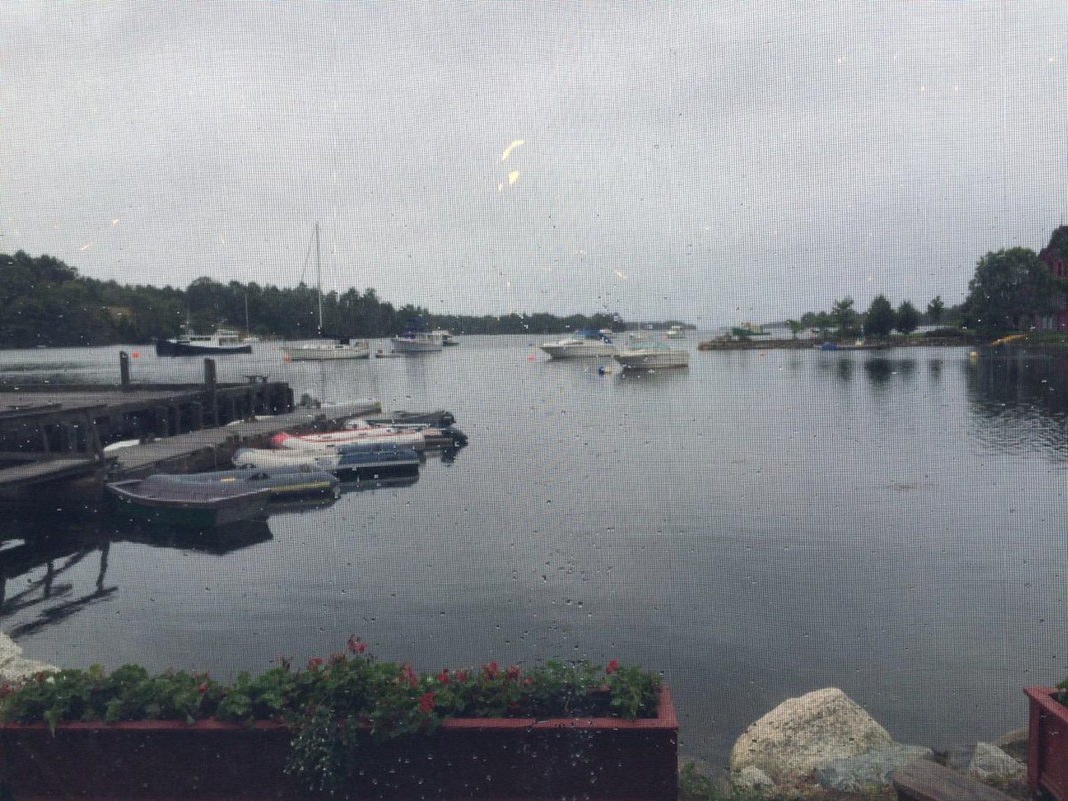 Come warm up with a warm bowl of chowder! Only a few weeks left, closing day Sunday , October 18th!🍲