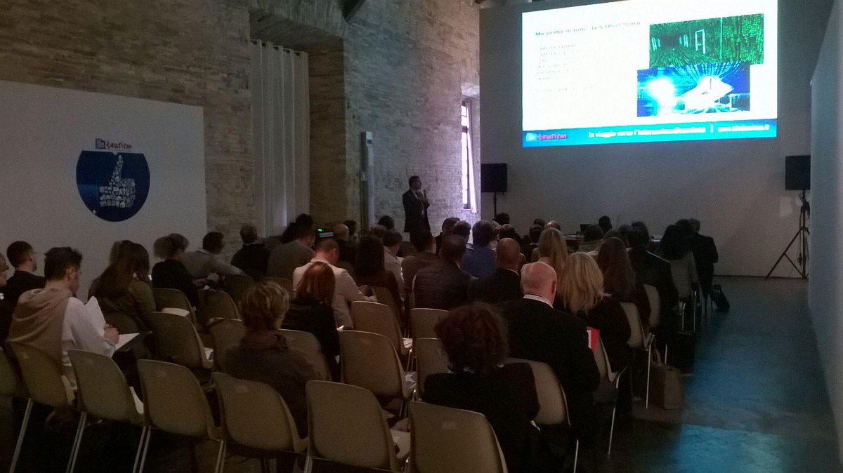 La sessione formativa di Vittorio Deotto di @HermesHotels al #liketourism2015 di #Ancona <a href="/VDeotto/">Vittorio Deotto</a>