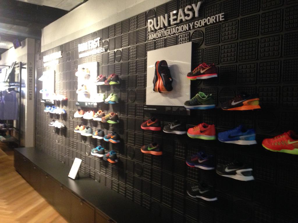 Parliament Imitation label Leonardo Mourglia on Twitter: "AHORA: apertura nuevo local #Nike en Buenos Aires, Alto Palermo #NRC http://t.co/af354DSlQB" / Twitter Parliament Imitation label Leonardo Mourglia on Twitter: "AHORA: apertura nuevo local #Nike en Buenos Aires, Alto Palermo #NRC http://t.co/af354DSlQB" / Twitter