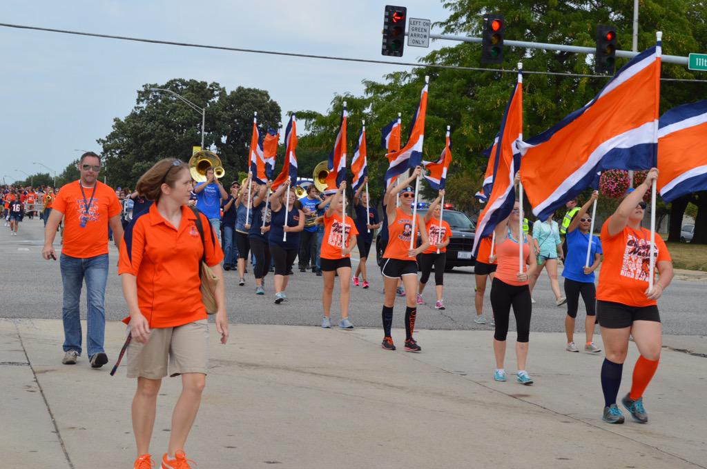 StaggMarching's tweet photo. The Stagg Homecoming Parade marches down Roberts Road tomorrow starting at 1pm! Come out to watch and cheer us on! http://t.co/1M16siIyXz