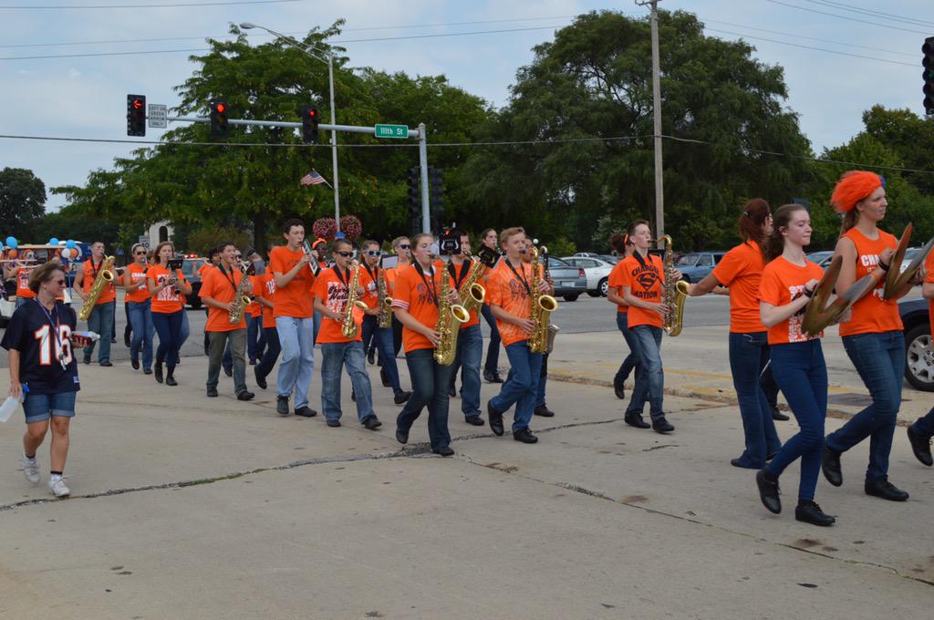 StaggMarching's tweet photo. The Stagg Homecoming Parade marches down Roberts Road tomorrow starting at 1pm! Come out to watch and cheer us on! http://t.co/1M16siIyXz
