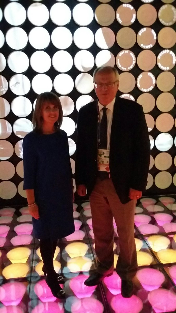 expospain2015's tweet photo. Today @RomasJankauskas General Commissioner of @LT_EXPO_2015 visited us in #ExpoSpain2015 thanks for the visit http://t.co/w5z0tBiWSG