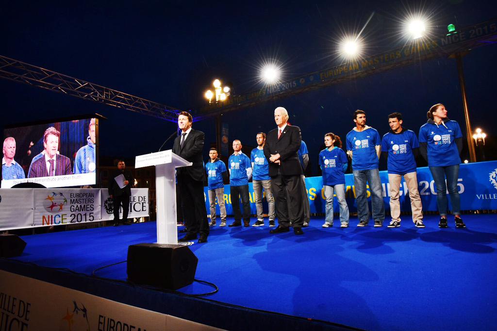 cestrosi's tweet photo. Merci d'être présents et si nombreux pour cette cérémonie d'ouverture des #europeanmastersgames2015 https://t.co/lwPjM3sudG